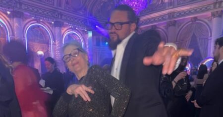 Meryl Streep and Jason Momoa Strike a Pose at ‘SNL 50’ Anniversary