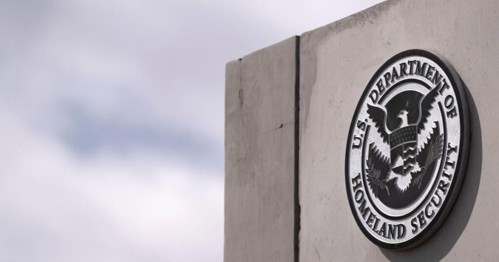 Trump administration threatens undocumented immigrants who fail to join registry with jail time, fines