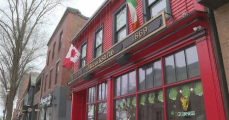 Fredericton pub goes ‘cash only’ for Canadian businesses amid U.S. tariff threats