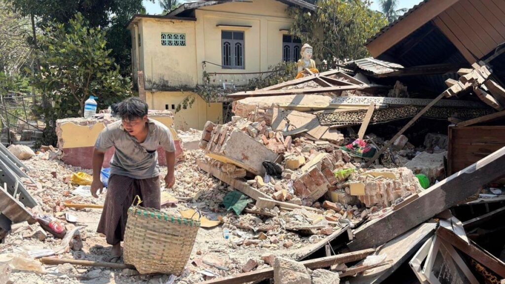 5.1 magnitude aftershock hits near Mandalay in Myanmar