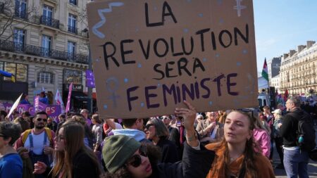 EU Commission stops short on solutions to progress on women´s rights
