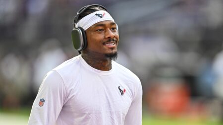 Patriots agree to sign star wide receiver Stefon Diggs to $69 million deal: reports