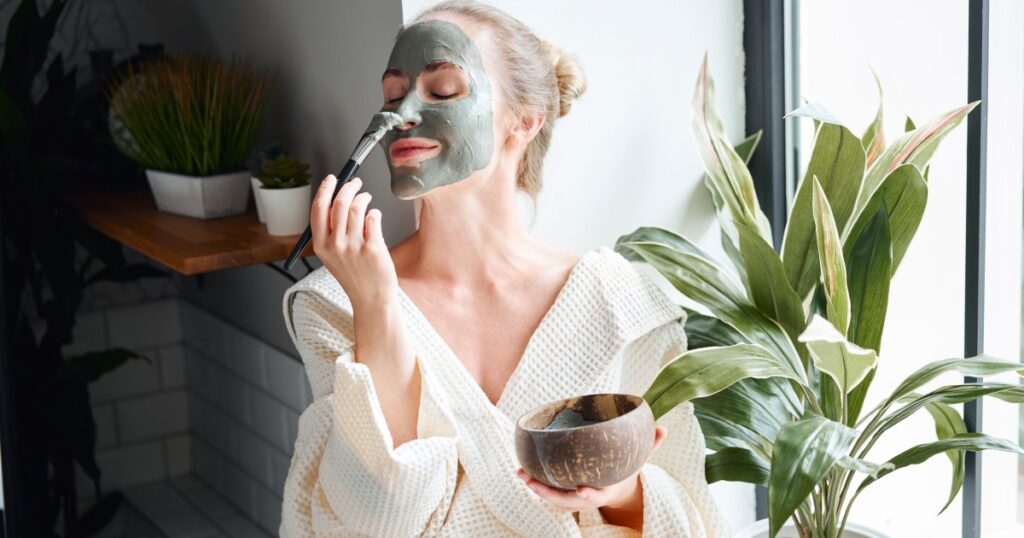 Shoppers Love This Purifying Face Mask That ‘Detoxifies and Rejuvenates’ Skin