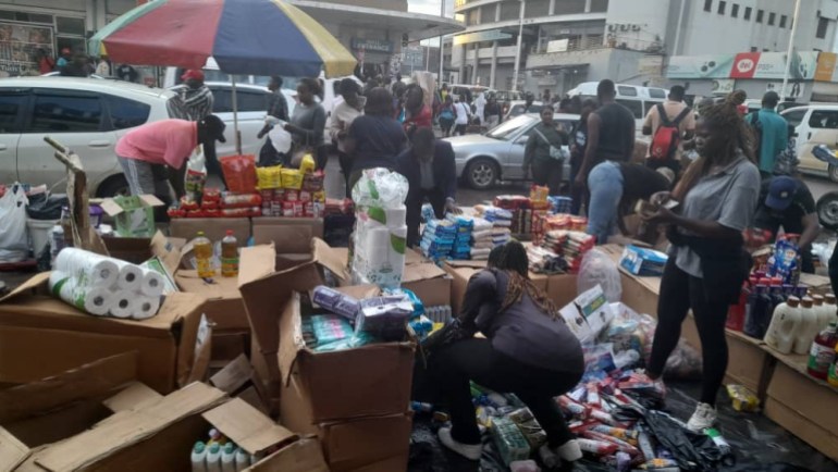 Zimbabwe street vendors