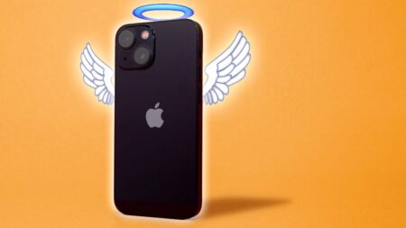 Apple Has No Plans to Resurrect the iPhone Mini, Report Says