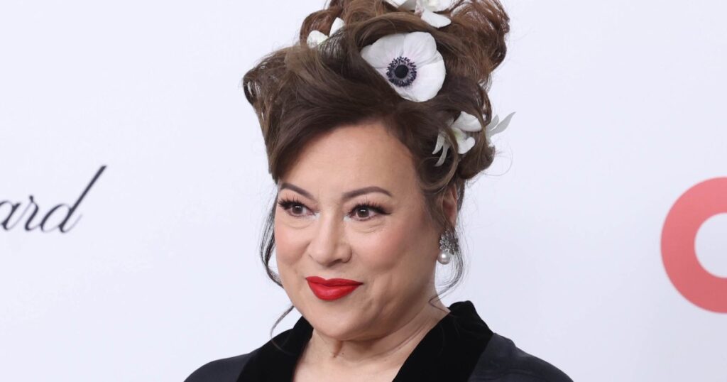 Jennifer Tilly Swears These Makeup Wipes ‘Get Everything Off’ — Snag a 2-Pack for $10!