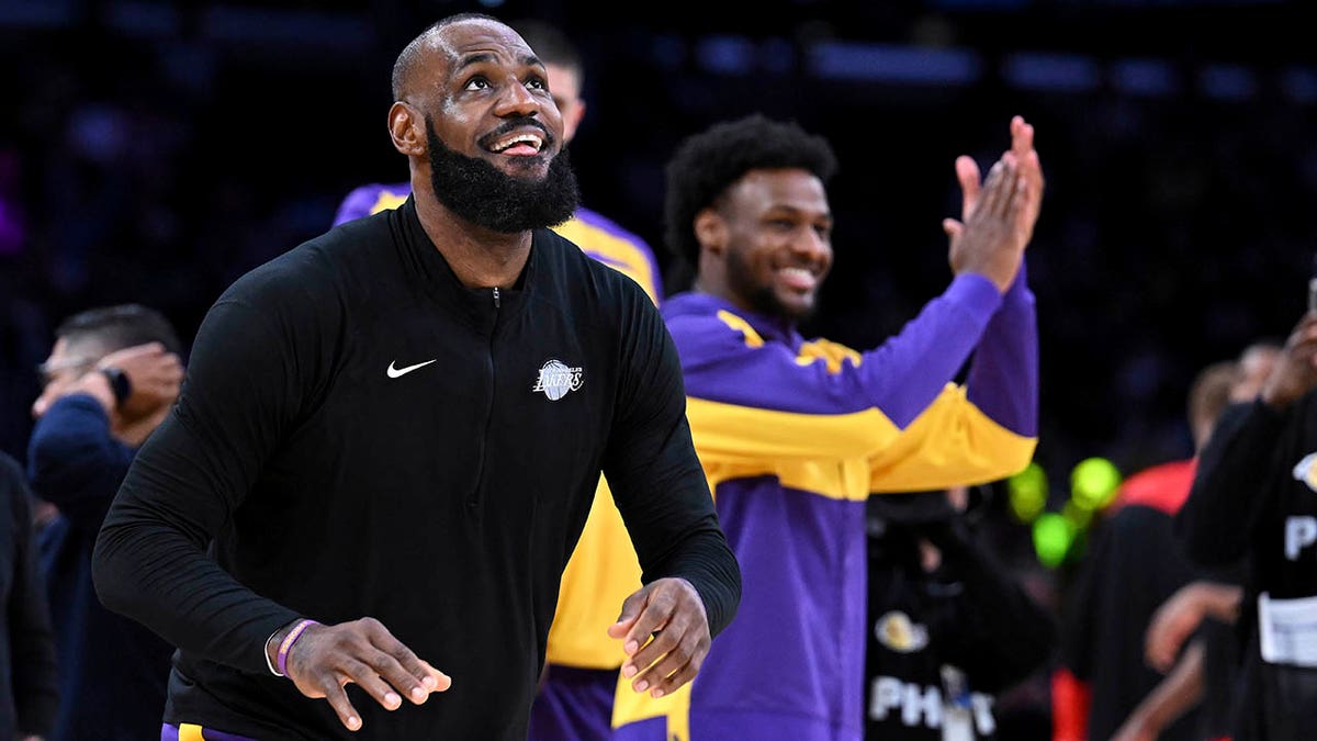 LeBron James warms up vs Bills