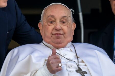Pope Francis denounces war in Sudan, suggests living Lent 'as a time of healing'