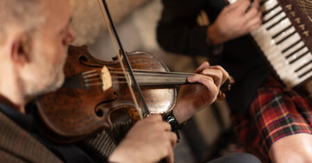 A 270-Year-Old Scottish Folk Fiddle Makes Its Carnegie Hall Debut