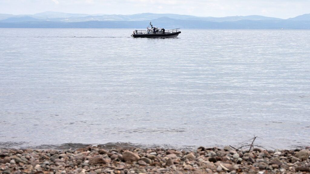 Rescuers continue search for girl after migrant boat sank off Lesbos