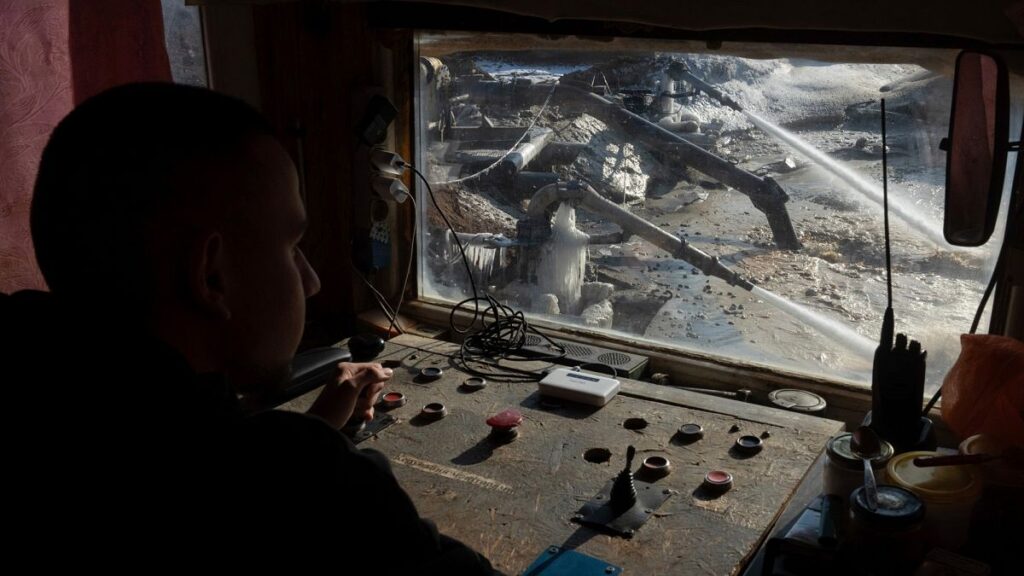 Leaked: Ukraine, US intend to finalise mineral deal by end of month
