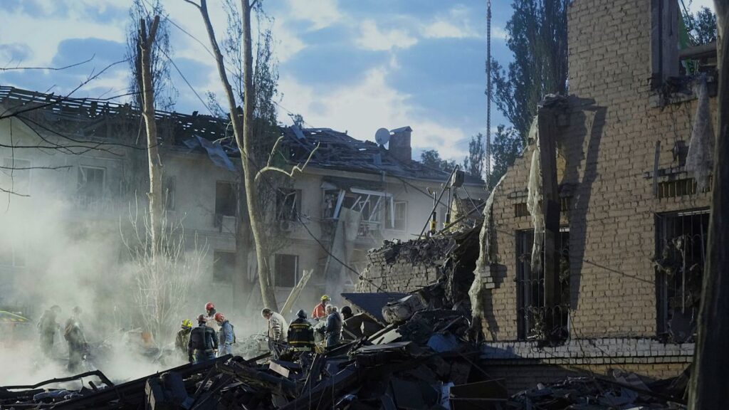 Trump tells Putin to 'STOP!' in rare rebuke after air strikes on Kyiv