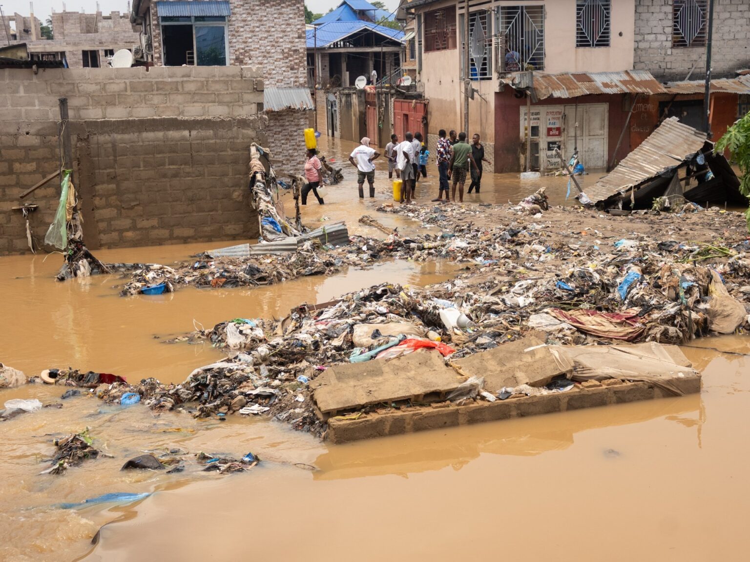 Photos: Kinshasa residents call for action as flood death toll climbs