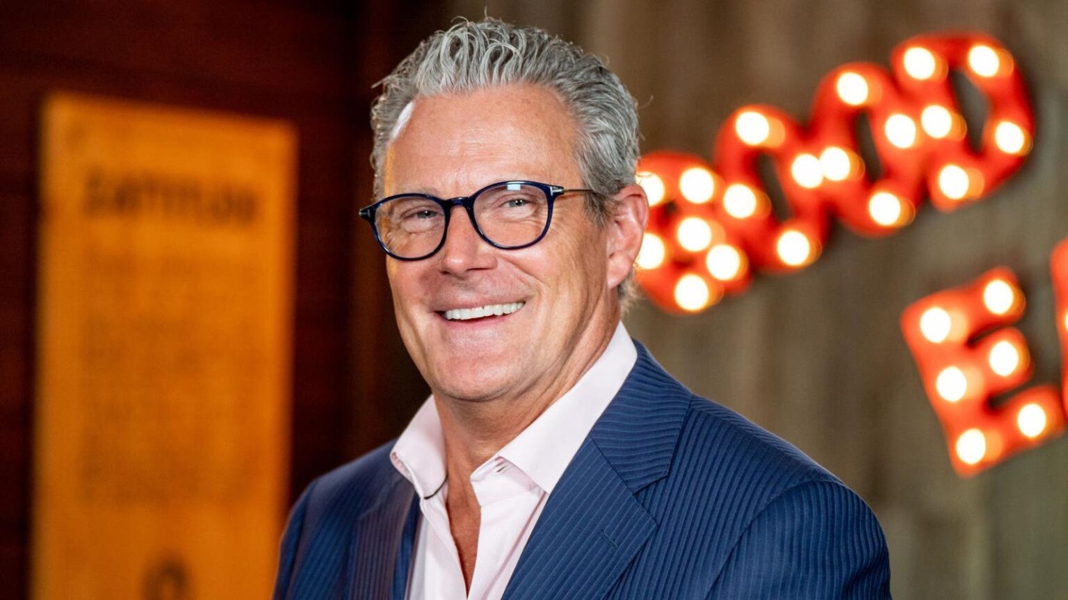 Founders Of Fried Chicken Chain Zaxby’s Are New Billionaires