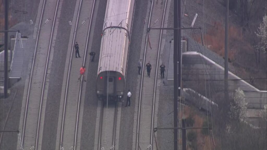 3 family members struck and killed by Amtrak train near Philadelphia: police
