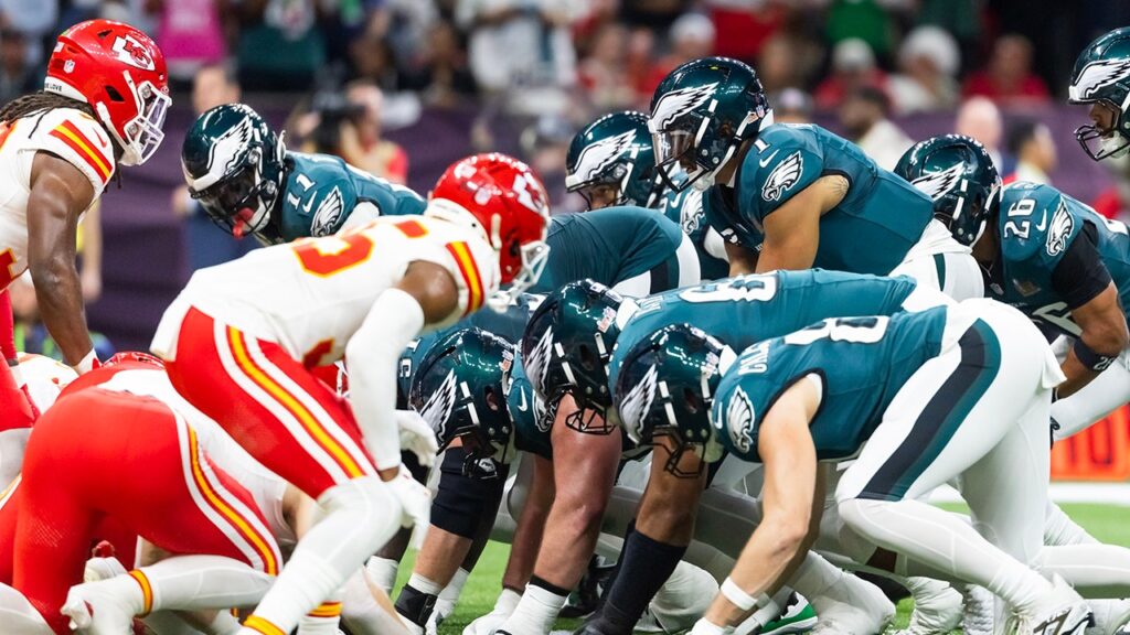 Ex-NFL star fires back at attempt to ban tush push, worries it will cause 'slippery slope'