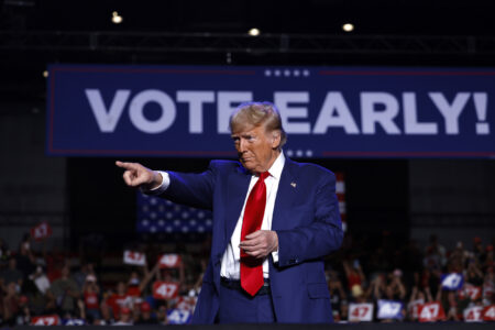 Trump Endorses Both Republican Candidates in Arizona Governor’s Race