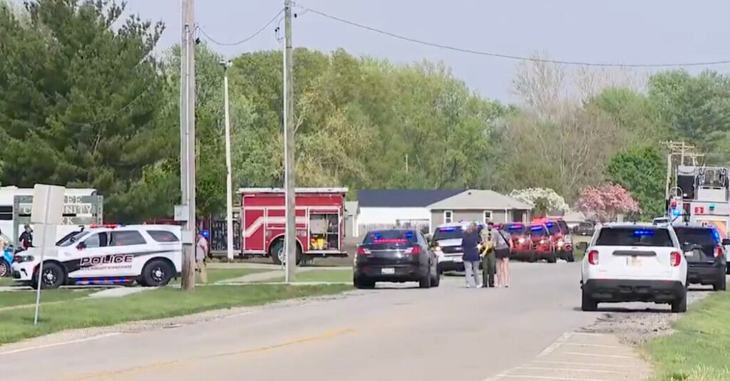 4 Killed When a Car Crashes Into Illinois After-School Center