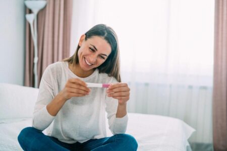 Dear Abby: I’m 43 and pregnant — I don’t think my boyfriend will be excited