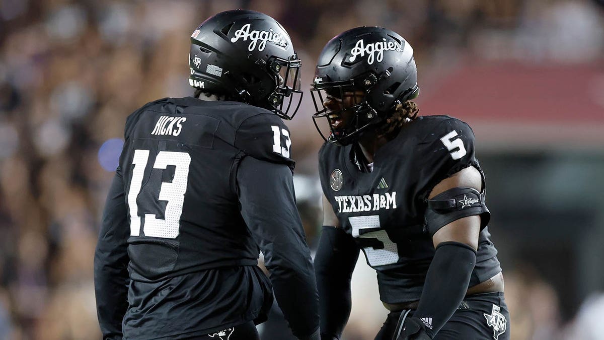 DJ Hicks celebrates