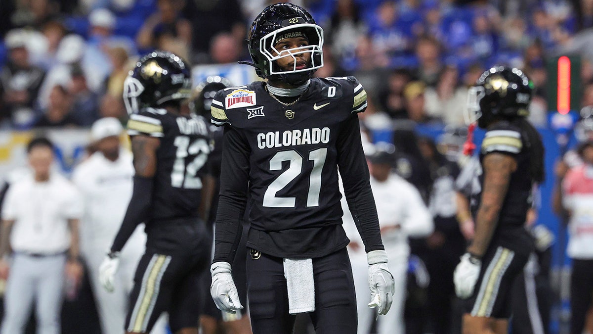 Shilo Sanders looks on