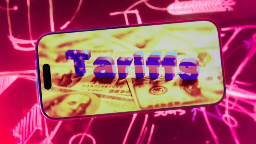 CNET Survey: Tariff Price Hike Fears Push Americans to Buy Tech Sooner