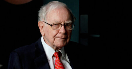 Warren Buffett Criticizes Trump’s Trade Policies