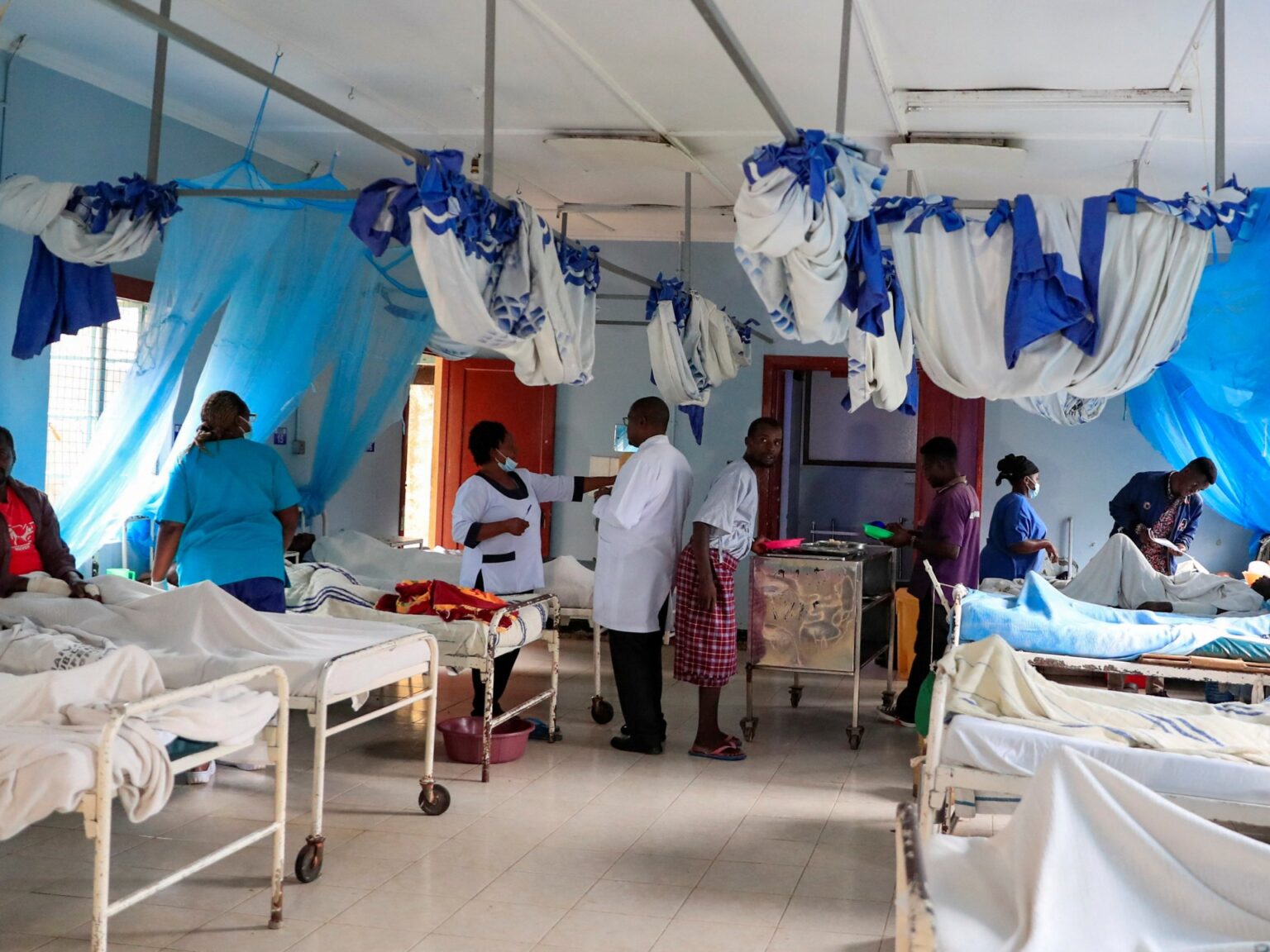 Public workers in Africa see wages fall by up to 50% in five years: Survey