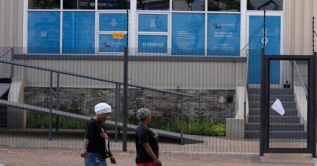 African researchers could stop HIV but US aid cuts are in the way