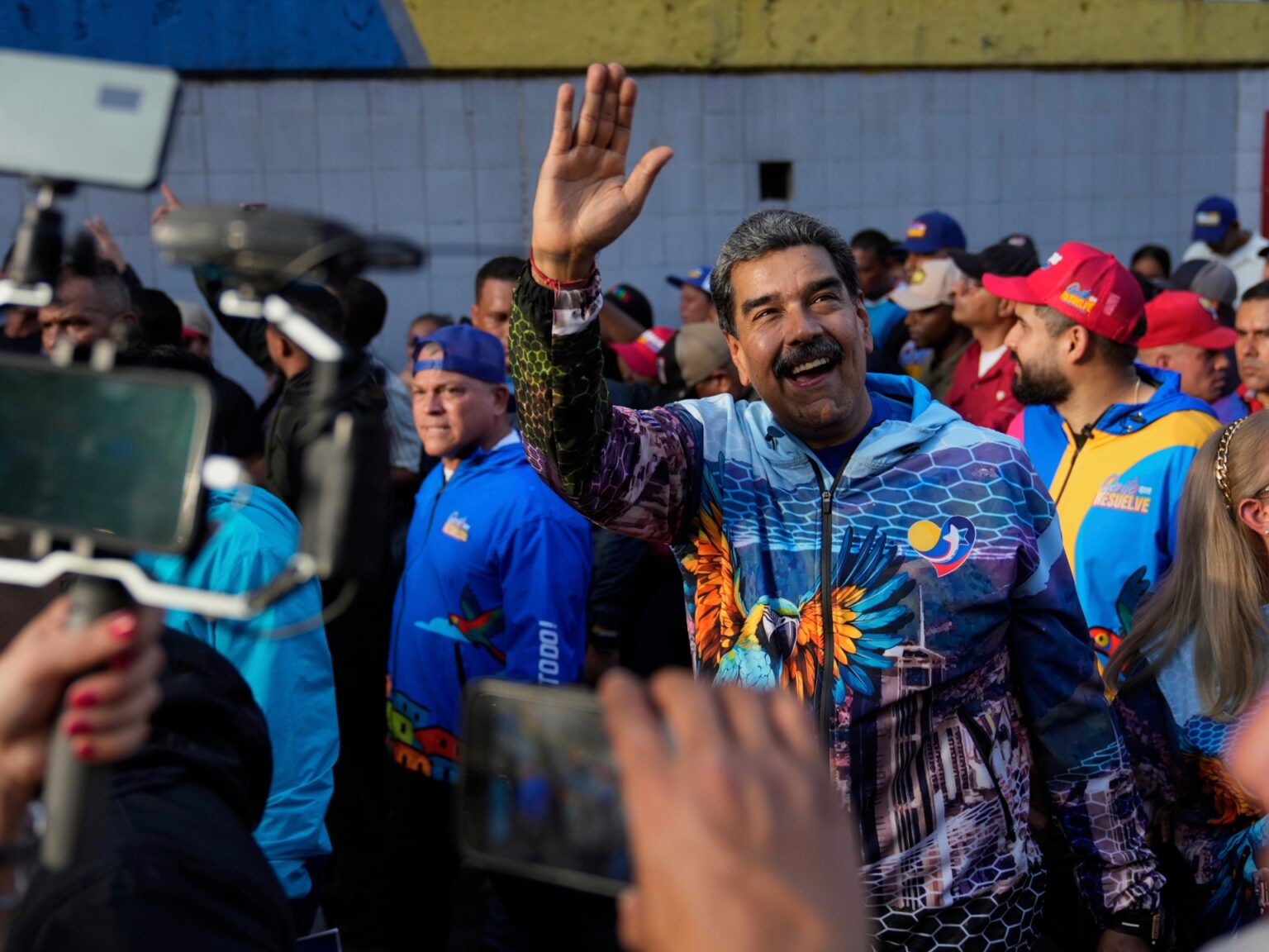 Venezuela’s Maduro to mobilise millions in militia over US ‘threats’