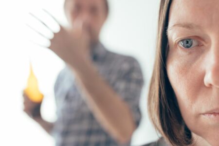 Dear Abby: It’s been a decade — should I forgive my abusive husband?