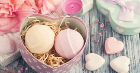 Need a Last-Minute Mother’s Day Gift? This $29 Bath Bomb Set Arrives Just in Time