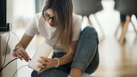 My Secret to Saving on My Internet Bill Is My Router: Here’s How to Get One for Free