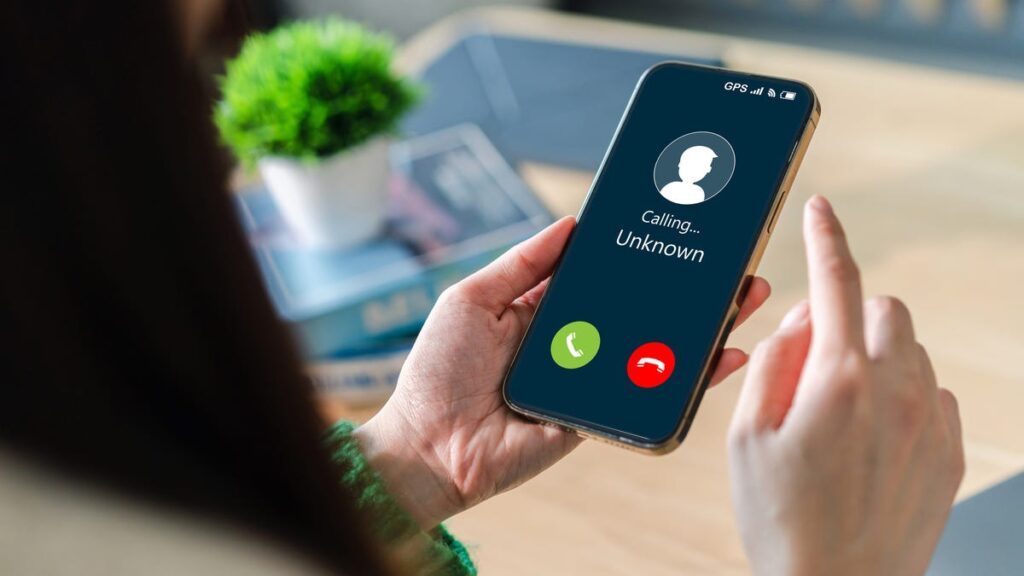 Reporting Scams to the FTC and FBI Helps Fuel Fraud-Fighting Efforts