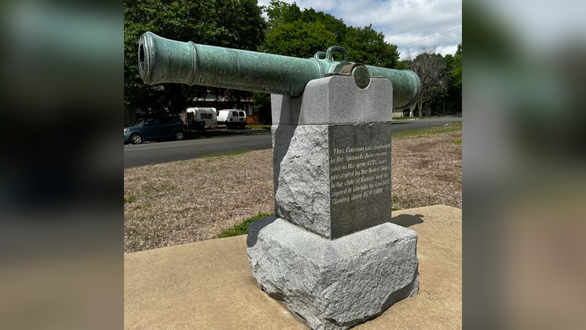 Stolen cannon from Wichta park