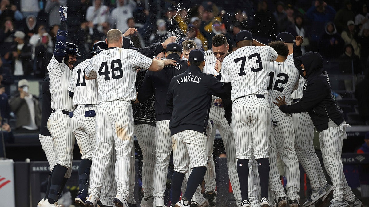 Yankees players celebrate