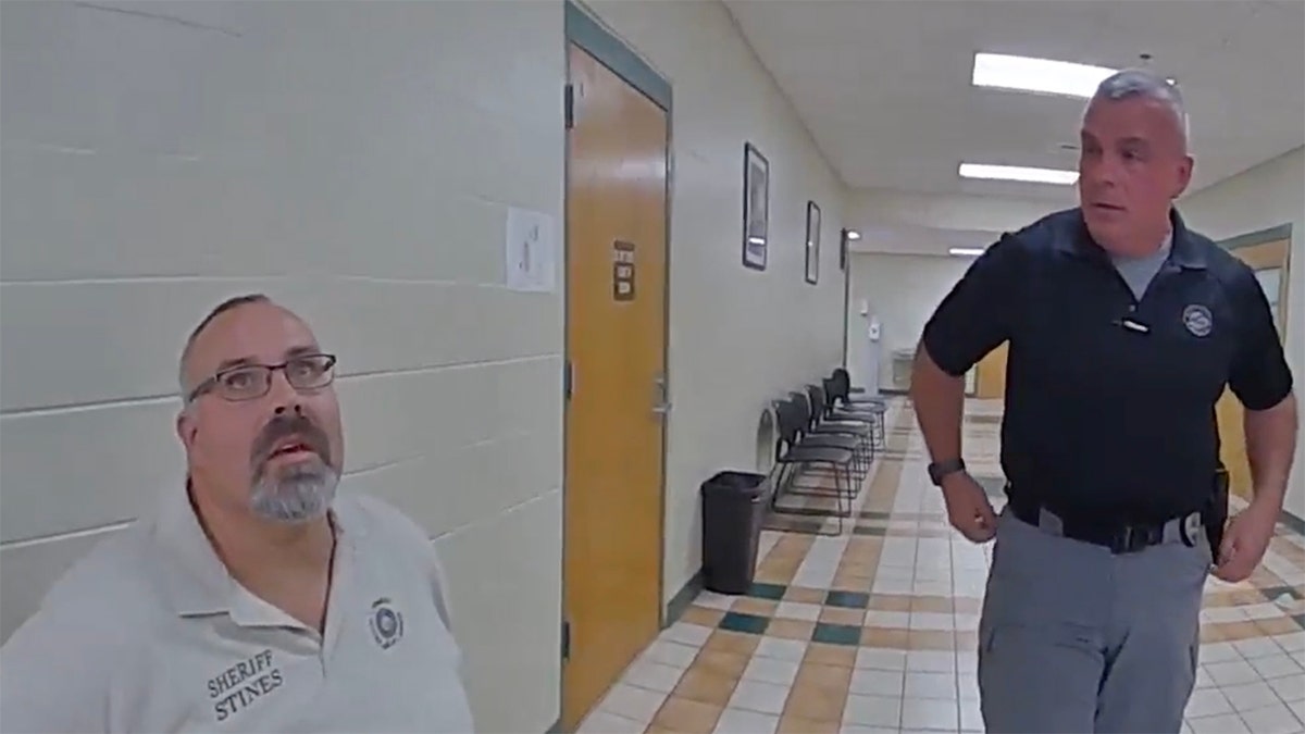 mickey stines with kentucky state police investigator clayton stamford