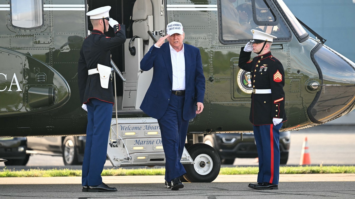 Trump stepping off Marine One
