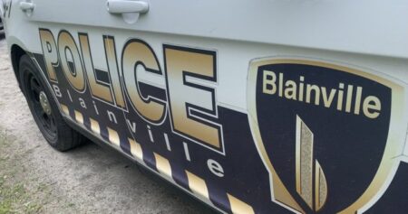 Police investigate possible poisoning after man dies, woman hospitalized north of Montreal