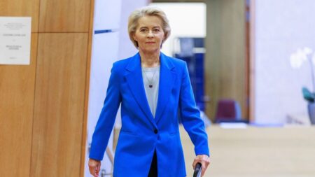 Von der Leyen backs 'bone-crushing' US Senate bill to sanction Russia