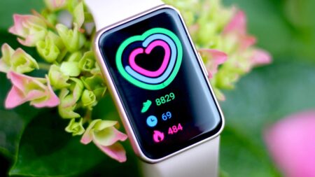 I Tested Samsung’s $60 Galaxy Fit 3: It’s Basic, but in a Good Way