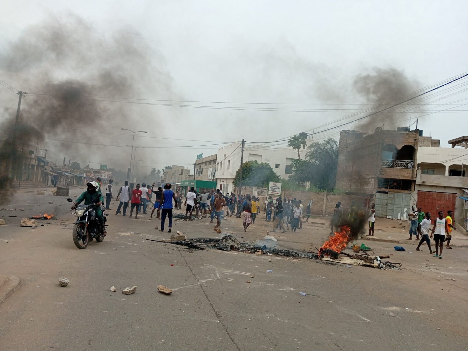 Security forces disperse Togo protesters demanding president’s resignation