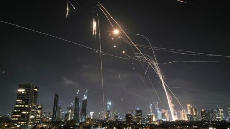 Iran retaliates against Israel with missile barrage