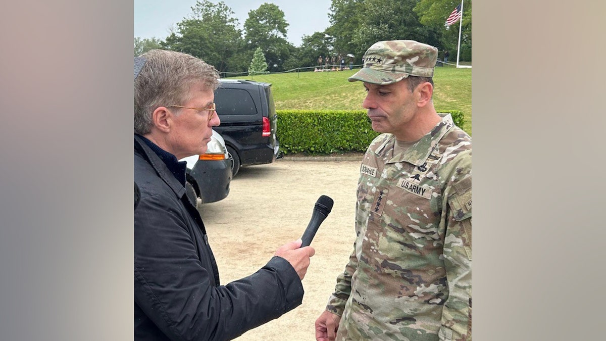 Greg Palkot and Gen. Christopher Donahue