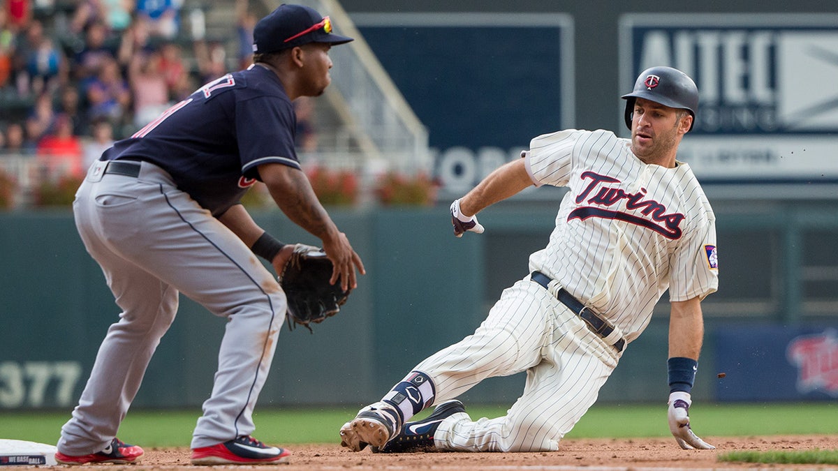 Joe Mauer vs Guardians