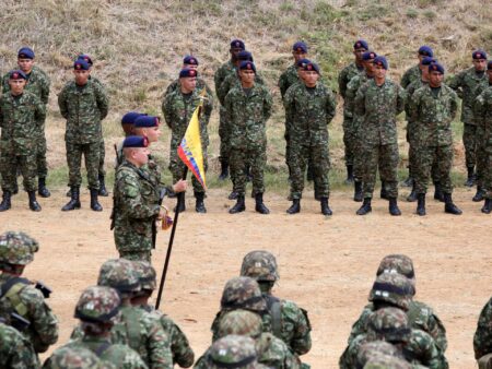 At least 34 Colombian soldiers kidnapped after clashes with FARC dissidents