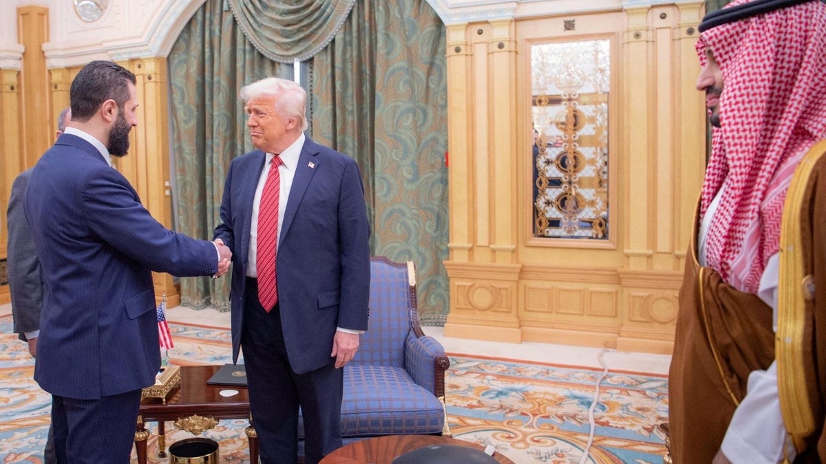 Trump meets Al Sharaa