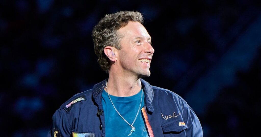 Chris Martin Asked the Next Kiss Cam Couple If They Were ‘Legitimate’ After Astronomer CEO Debacle