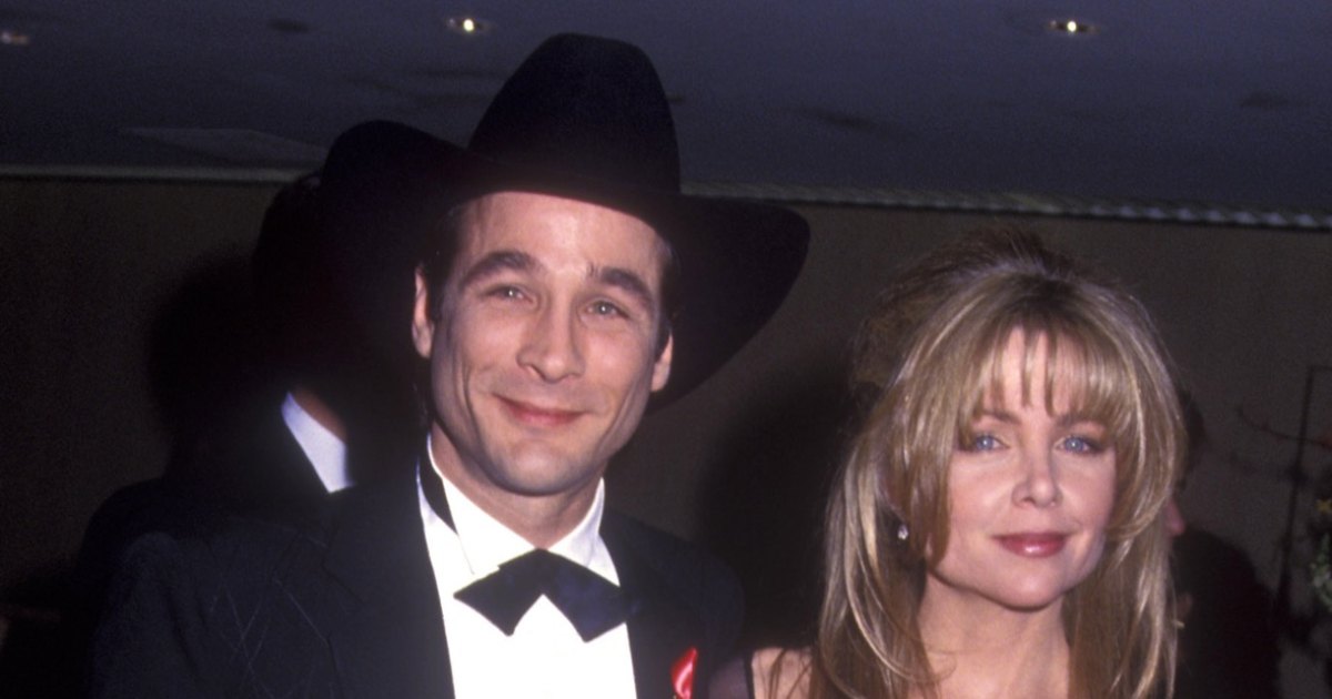 The Most Unexpected Country Man and Hollywood Girl Romantic Pairings
