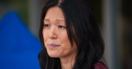 B.C. cabinet minister says she’s ‘fortunate’ to have just half a dozen death threats